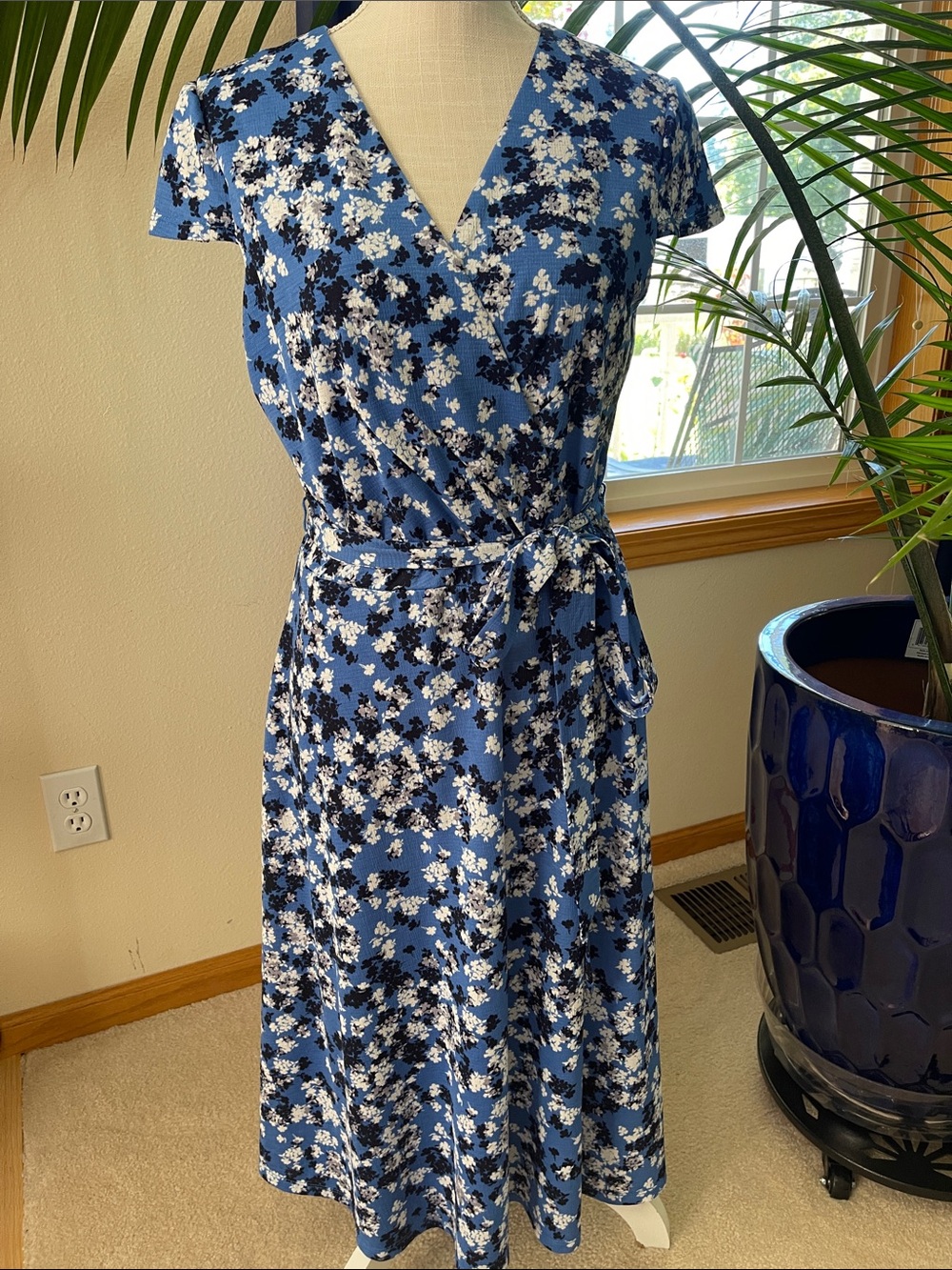 Maggy London Blue Floral Wrap Midi Dress